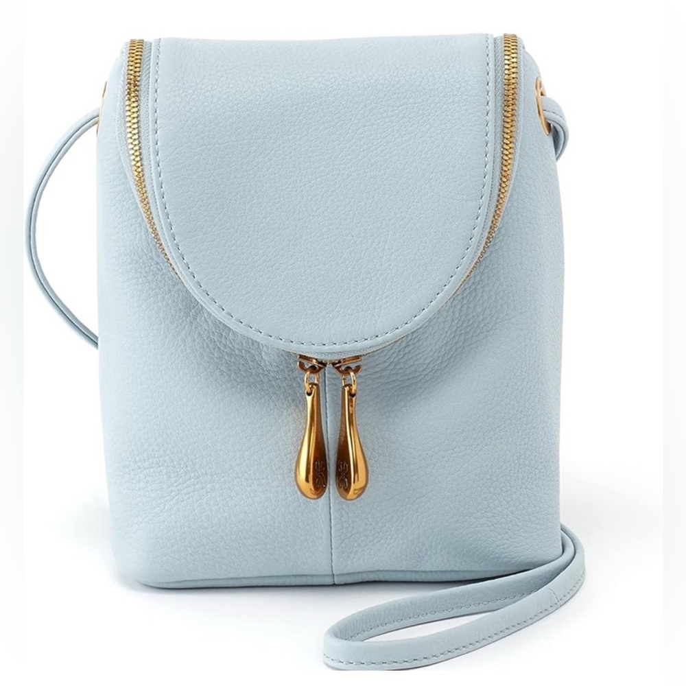NWT HOBO FERN LEATHER BAG IN PALE BLUE